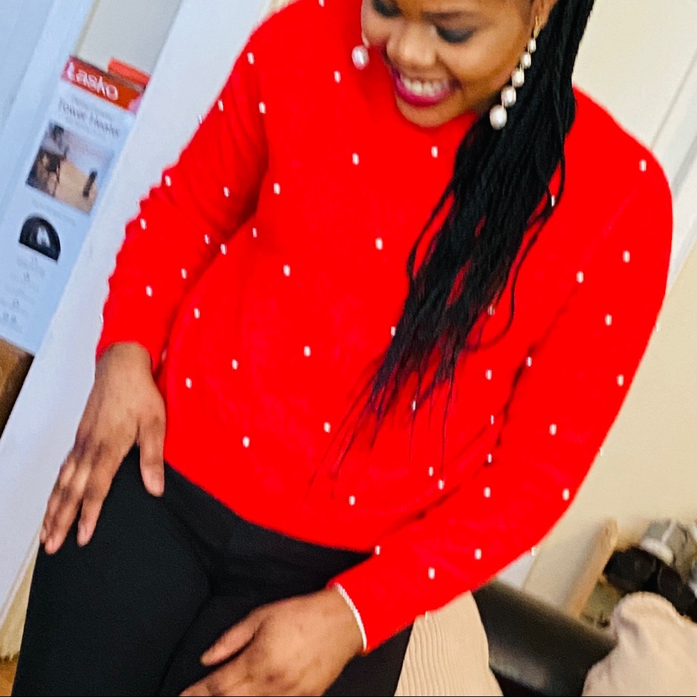 Red too with pearl size XL